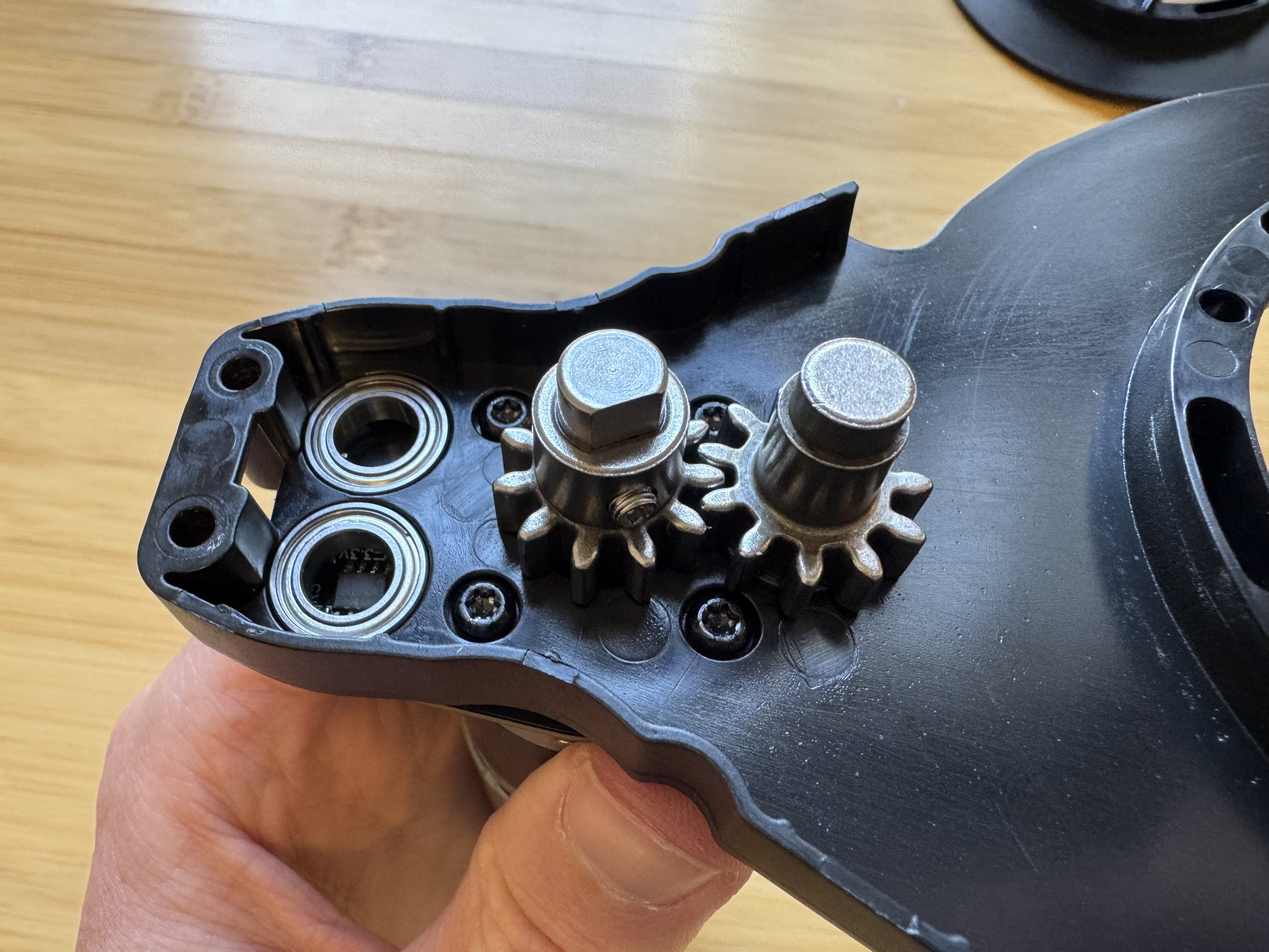 Inserting the idler gear