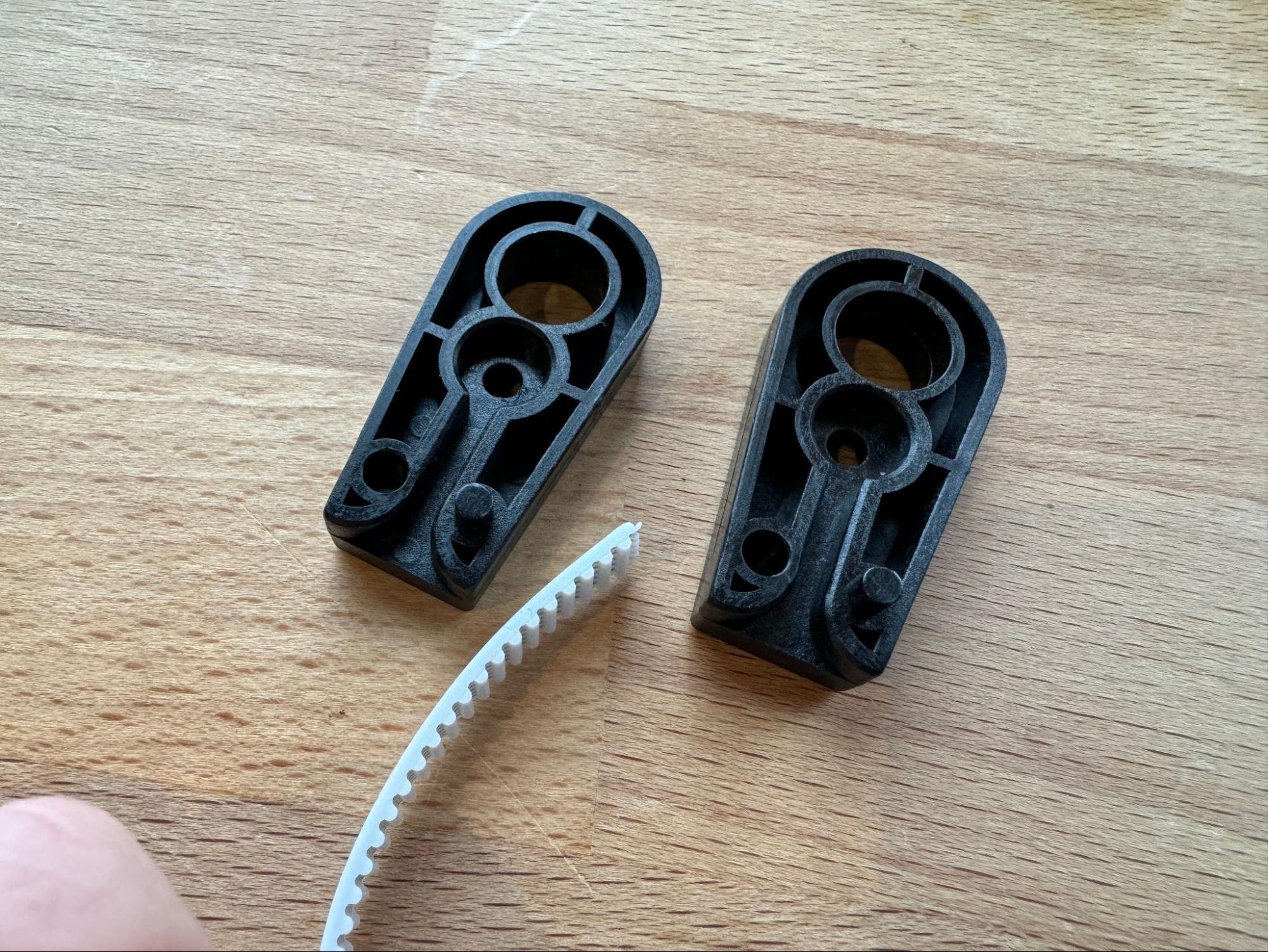 Taking two belt ends and the end of a belt
