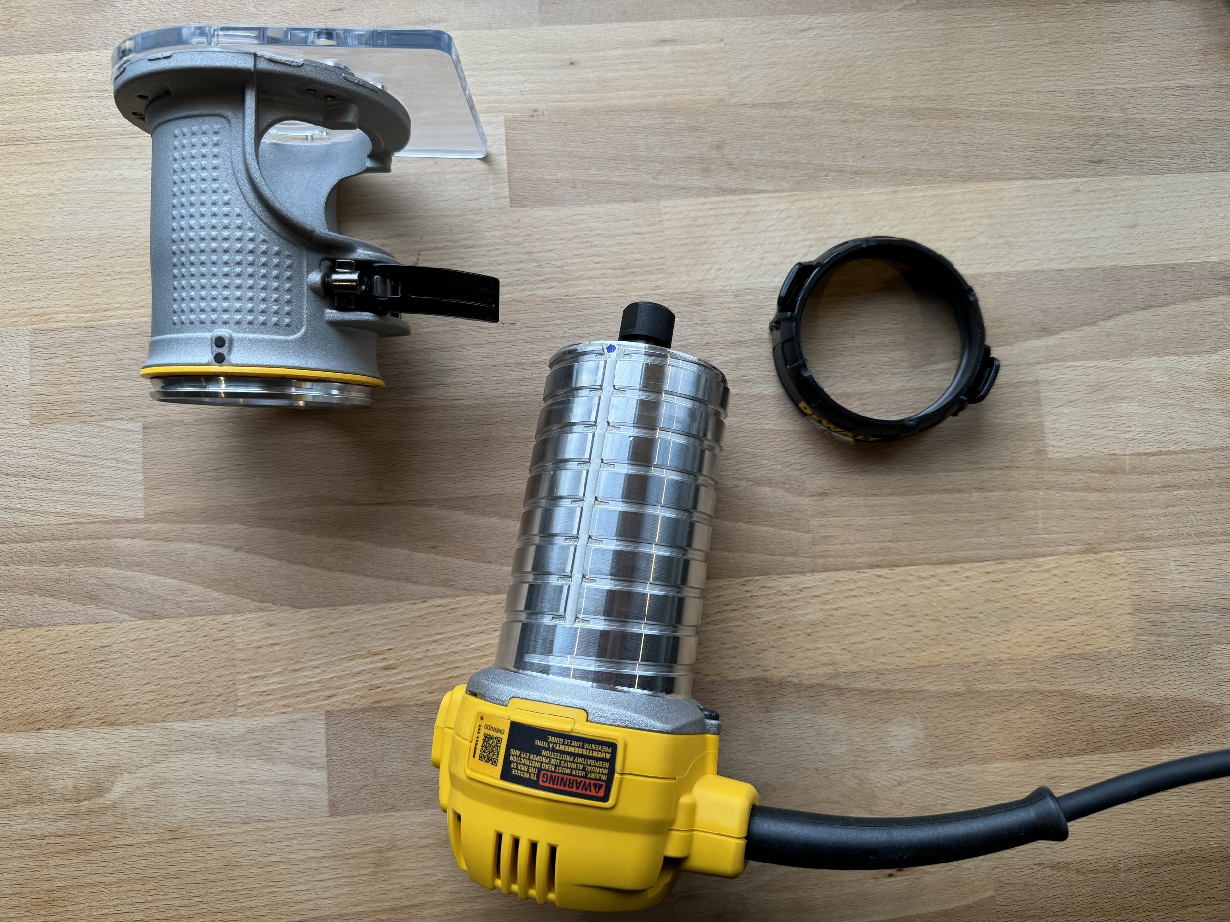 Removing the router body from the base