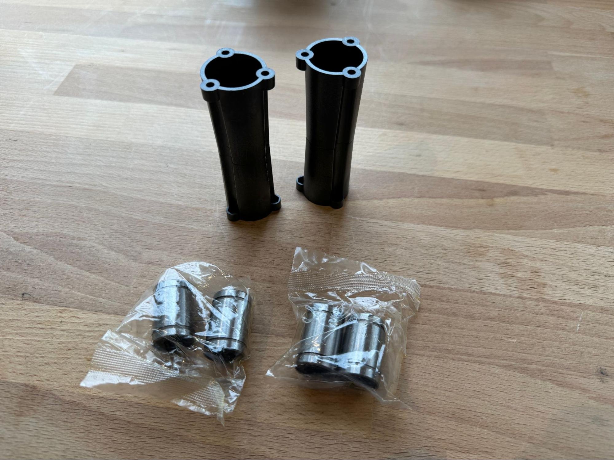The linear bearings and two uprights